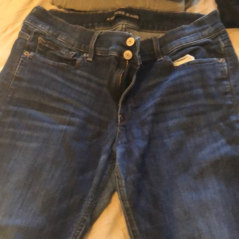 Express jeans more like capris